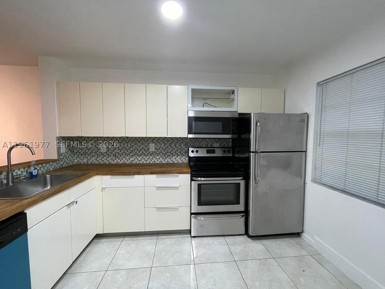 Real estate property located at 14111 121st Pl #4, Miami-dade, Bonita Villas Condo, Miami, FL