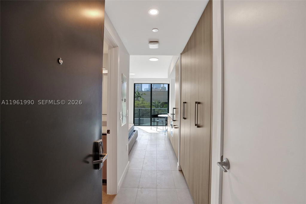 Real estate property located at 121 5th Street #401B, Miami-dade, 501 First Residences, Miami, FL