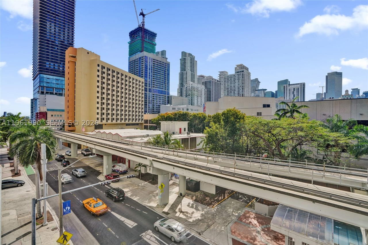 Real estate property located at 121 5th Street #401B, Miami-dade, 501 First Residences, Miami, FL