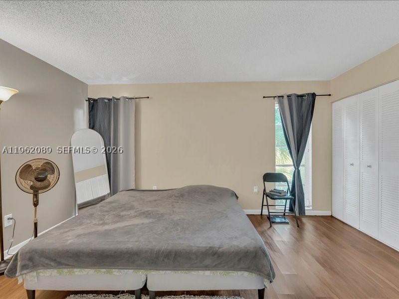 Real estate property located at 469 Pine Island Rd B305, Broward, Plantation Pines Phase 1, Plantation, FL