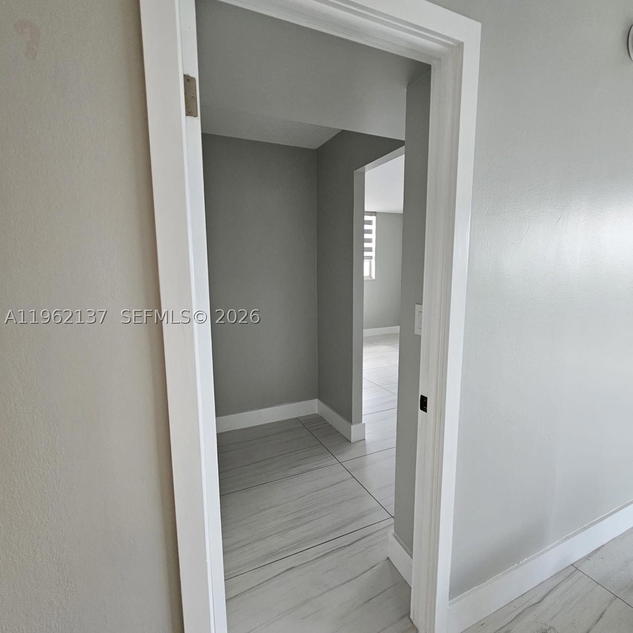 Real estate property located at 15600 7th Ave #703, Miami-dade, Parkway Towers Bldg 1 Con, Miami, FL