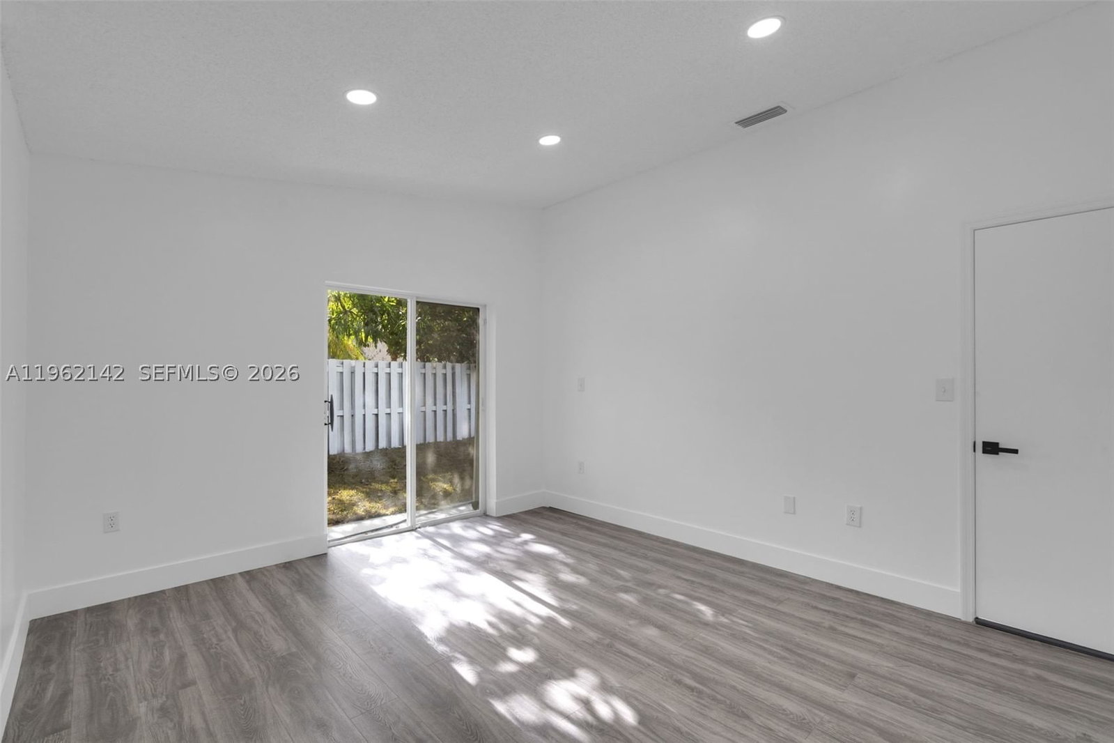 Real estate property located at 16907 142nd Pl, Miami-dade, Weitzer Serena Lakes West, Miami, FL