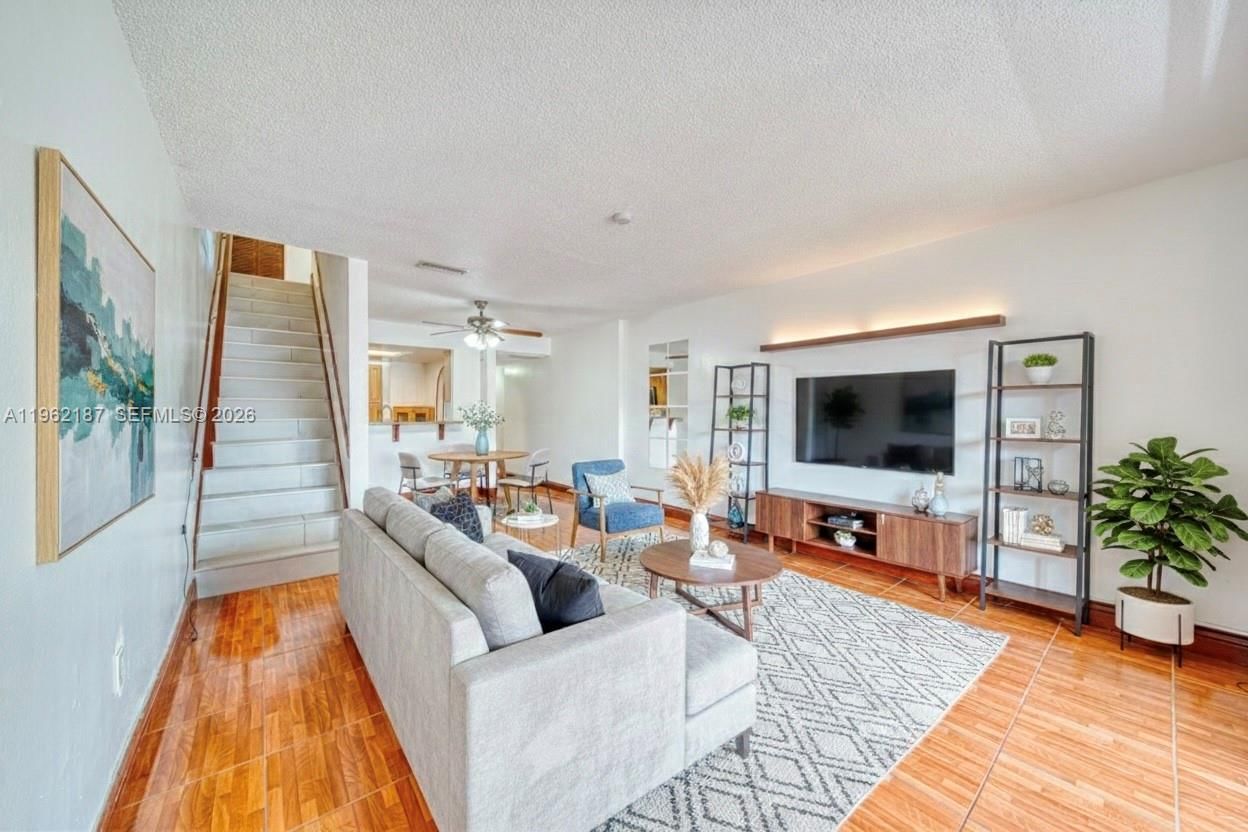 Real estate property located at 840 105th Ave #318, Miami-dade, El Camino Real North Cond, Miami, FL