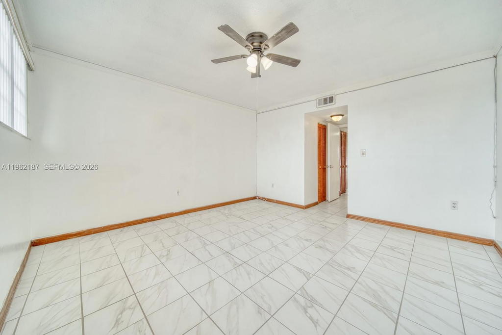 Real estate property located at 840 105th Ave #318, Miami-dade, El Camino Real North Cond, Miami, FL