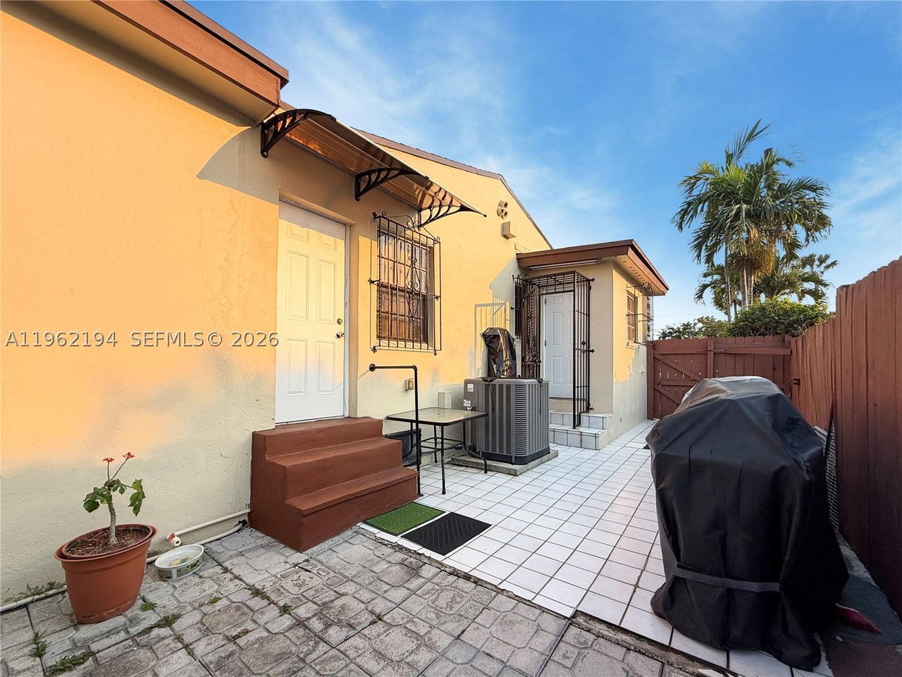 Real estate property located at 8891 28th St, Miami-dade, John A Campbell Little Fa, Miami, FL