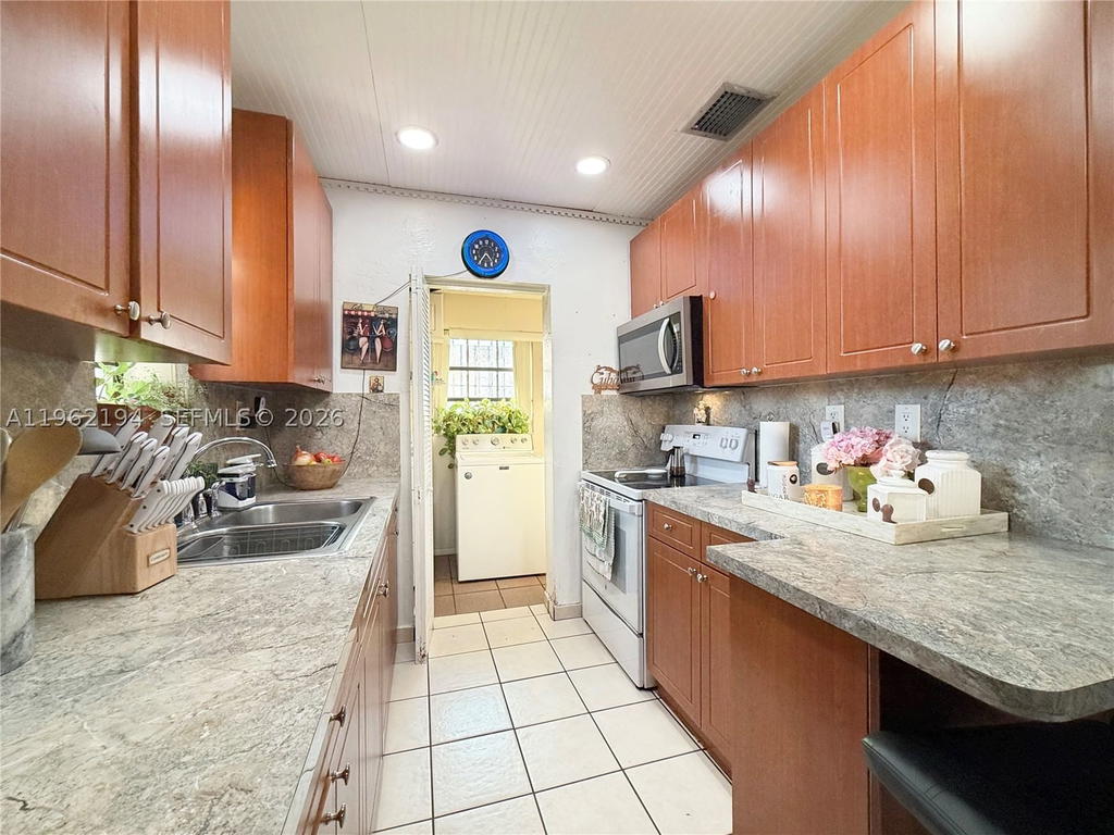 Real estate property located at 8891 28th St, Miami-dade, John A Campbell Little Fa, Miami, FL