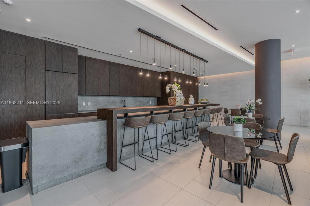Real estate property located at 3900 Biscayne Blvd S-904, Miami-dade, Quadro Condo, Miami, FL