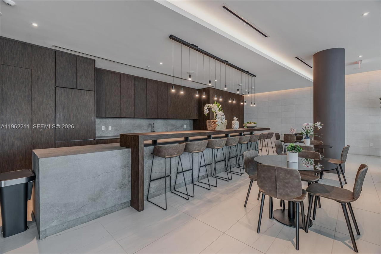 Real estate property located at 3900 Biscayne Blvd S-904, Miami-dade, Quadro Condo, Miami, FL