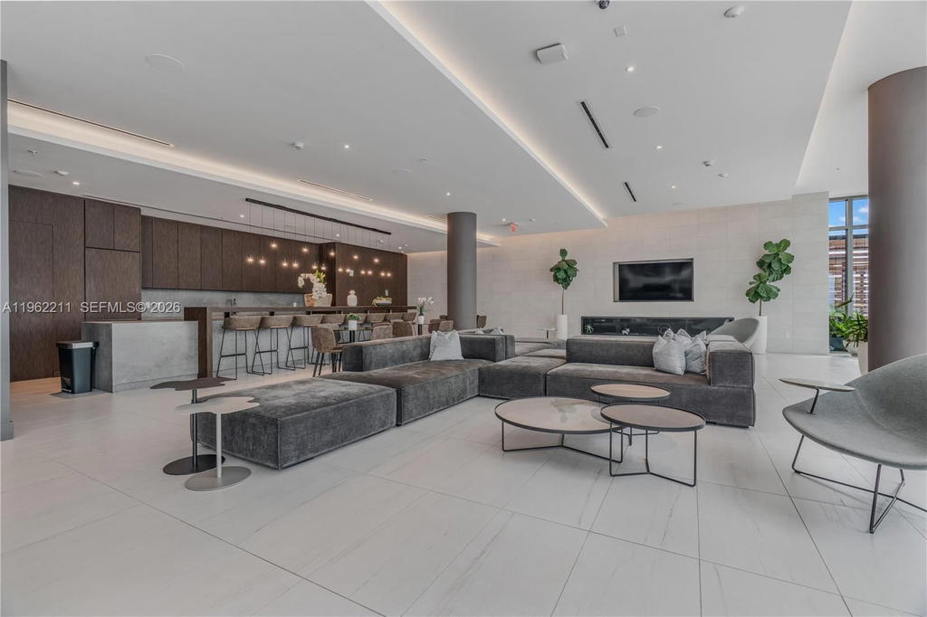 Real estate property located at 3900 Biscayne Blvd S-904, Miami-dade, Quadro Condo, Miami, FL