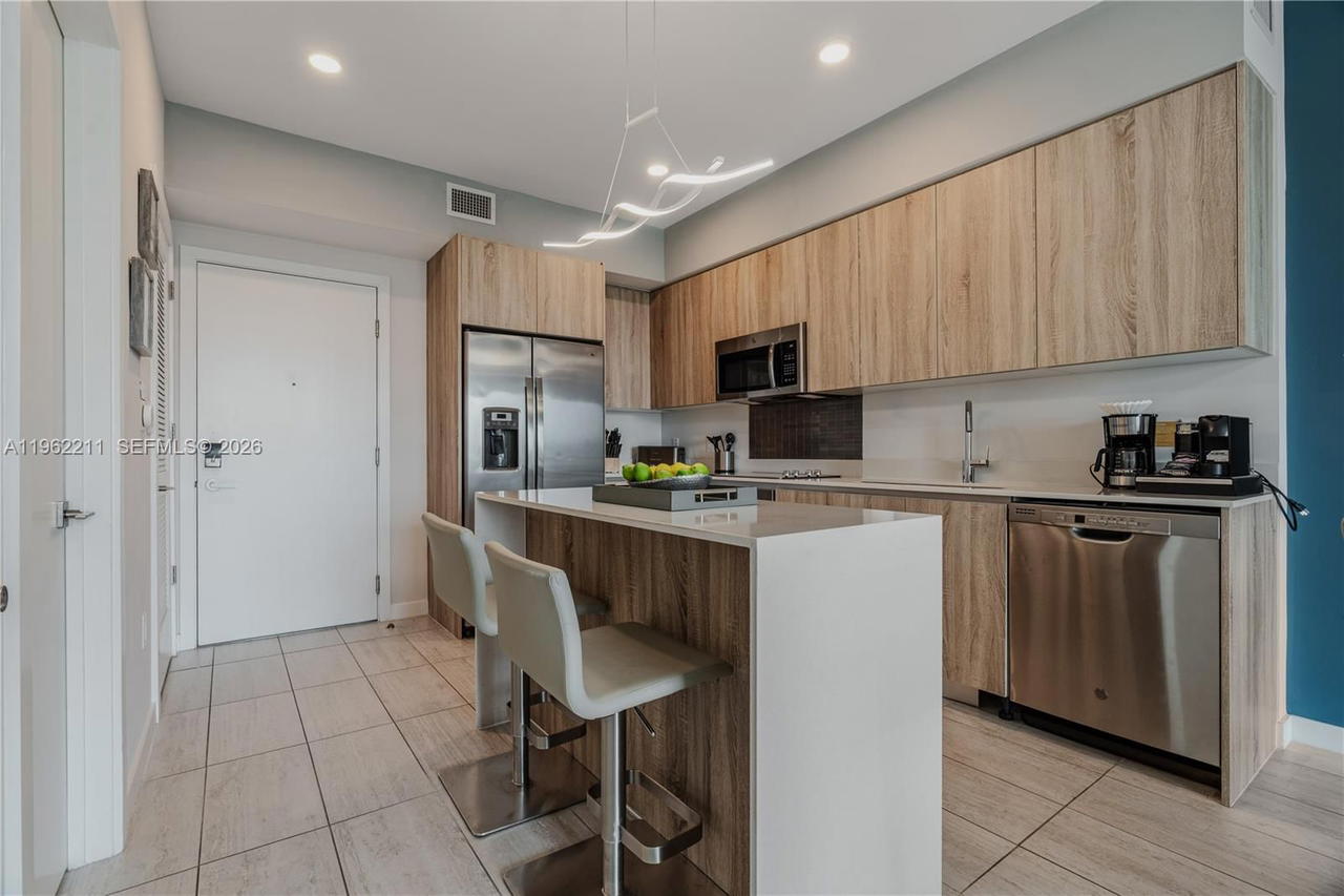 Real estate property located at 3900 Biscayne Blvd S-904, Miami-dade, Quadro Condo, Miami, FL