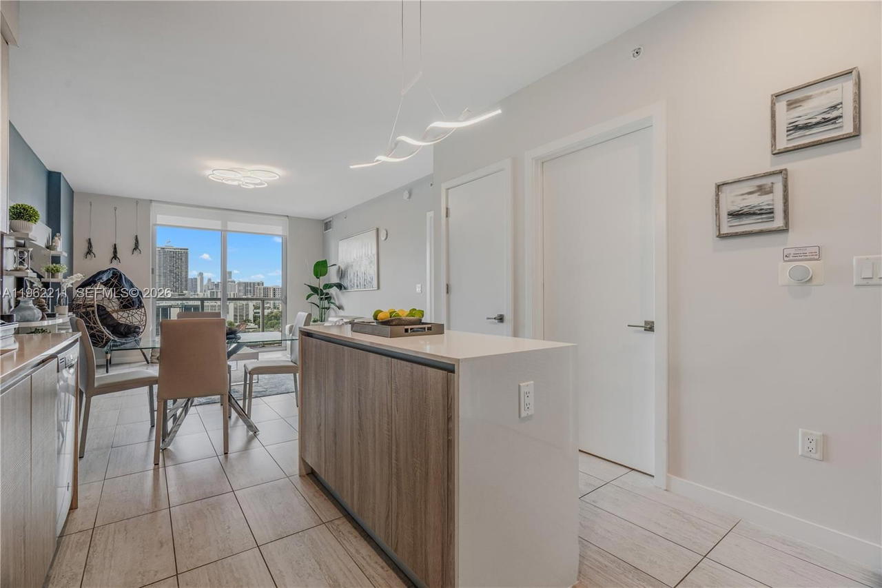 Real estate property located at 3900 Biscayne Blvd S-904, Miami-dade, Quadro Condo, Miami, FL