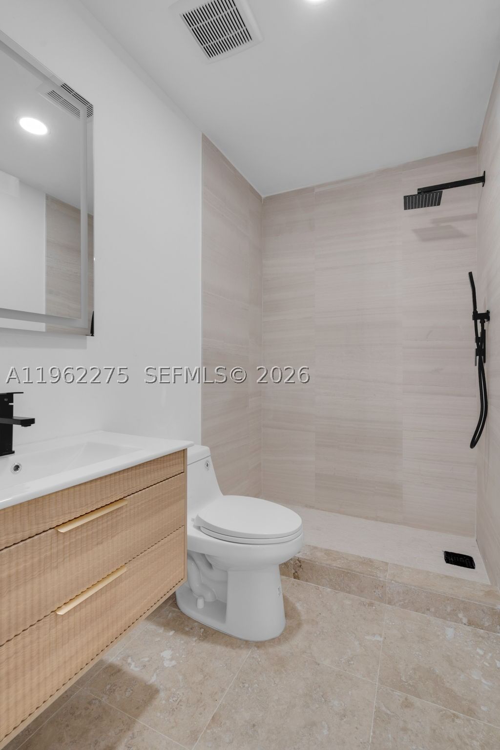 Real estate property located at 7412 Big Cypress Dr, Miami-dade, Miami Lakes Golf Course V, Miami Lakes, FL