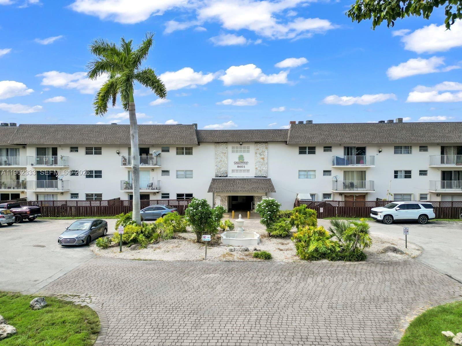 Real estate property located at 8601 94th St #104W, Miami-dade, Gallowood Condo, Miami, FL