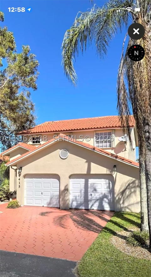 Real estate property located at 7415 Coldstream Dr, Miami-dade, Amend Plat Royal Singapor, Hialeah, FL