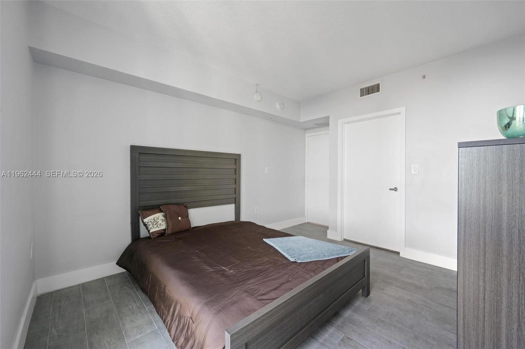 Real estate property located at 9066 73rd Ct #2002, Miami-dade, Metropolis Ii At Dadeland, Miami, FL