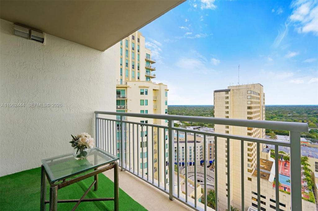 Real estate property located at 9066 73rd Ct #2002, Miami-dade, Metropolis Ii At Dadeland, Miami, FL