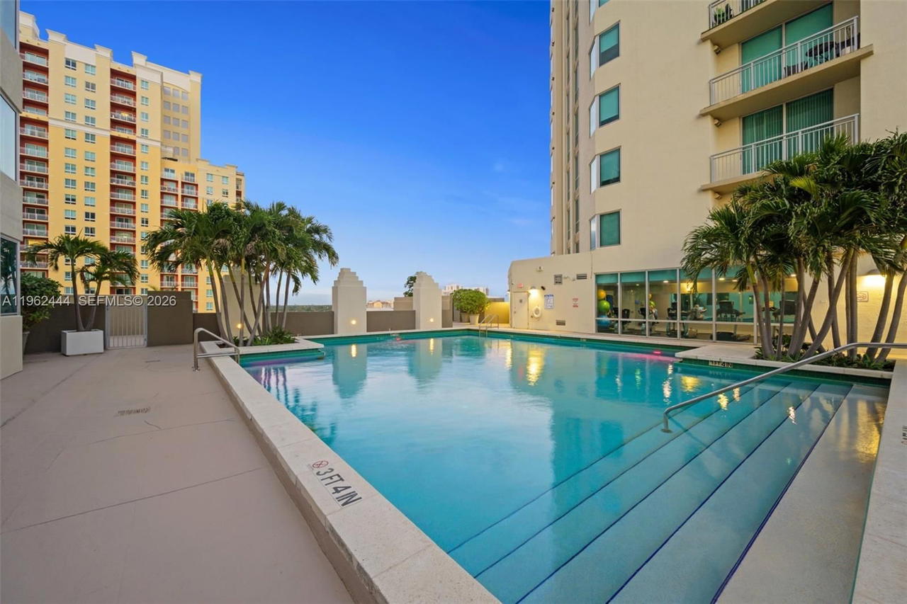 Real estate property located at 9066 73rd Ct #2002, Miami-dade, Metropolis Ii At Dadeland, Miami, FL