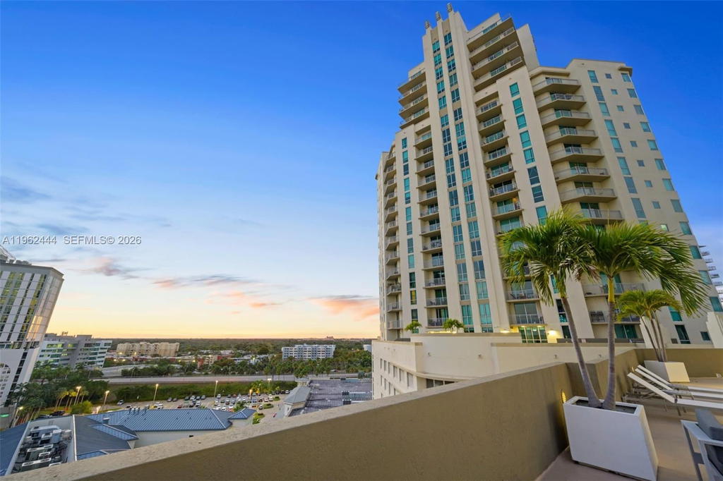 Real estate property located at 9066 73rd Ct #2002, Miami-dade, Metropolis Ii At Dadeland, Miami, FL