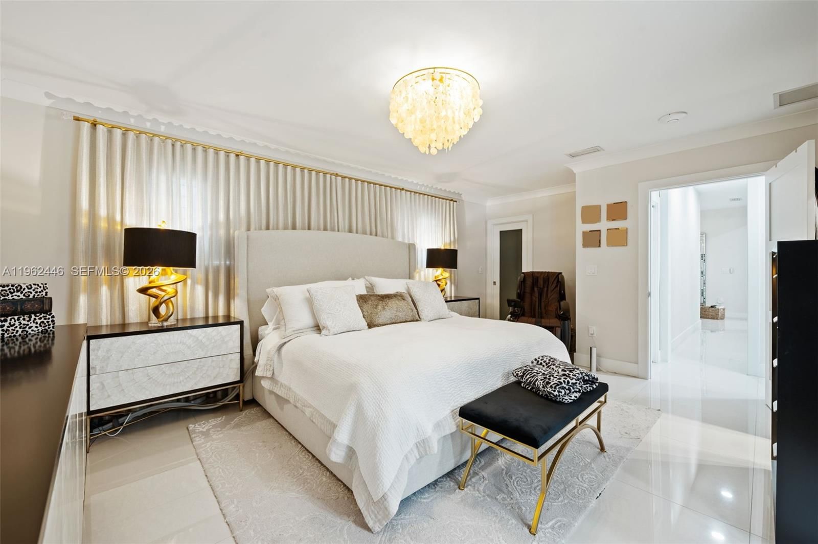Real estate property located at 16140 Aberdeen Way, Miami-dade, Miami Lakes - Loch Lomond, Miami Lakes, FL