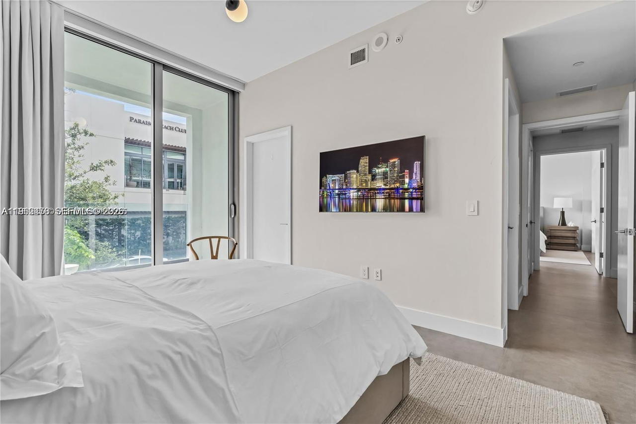 Real estate property located at 650 32nd St BH6, Miami-dade, Paraiso Bay Condo, Miami, FL