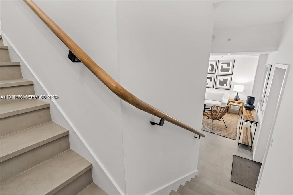 Real estate property located at 650 32nd St BH6, Miami-dade, Paraiso Bay Condo, Miami, FL
