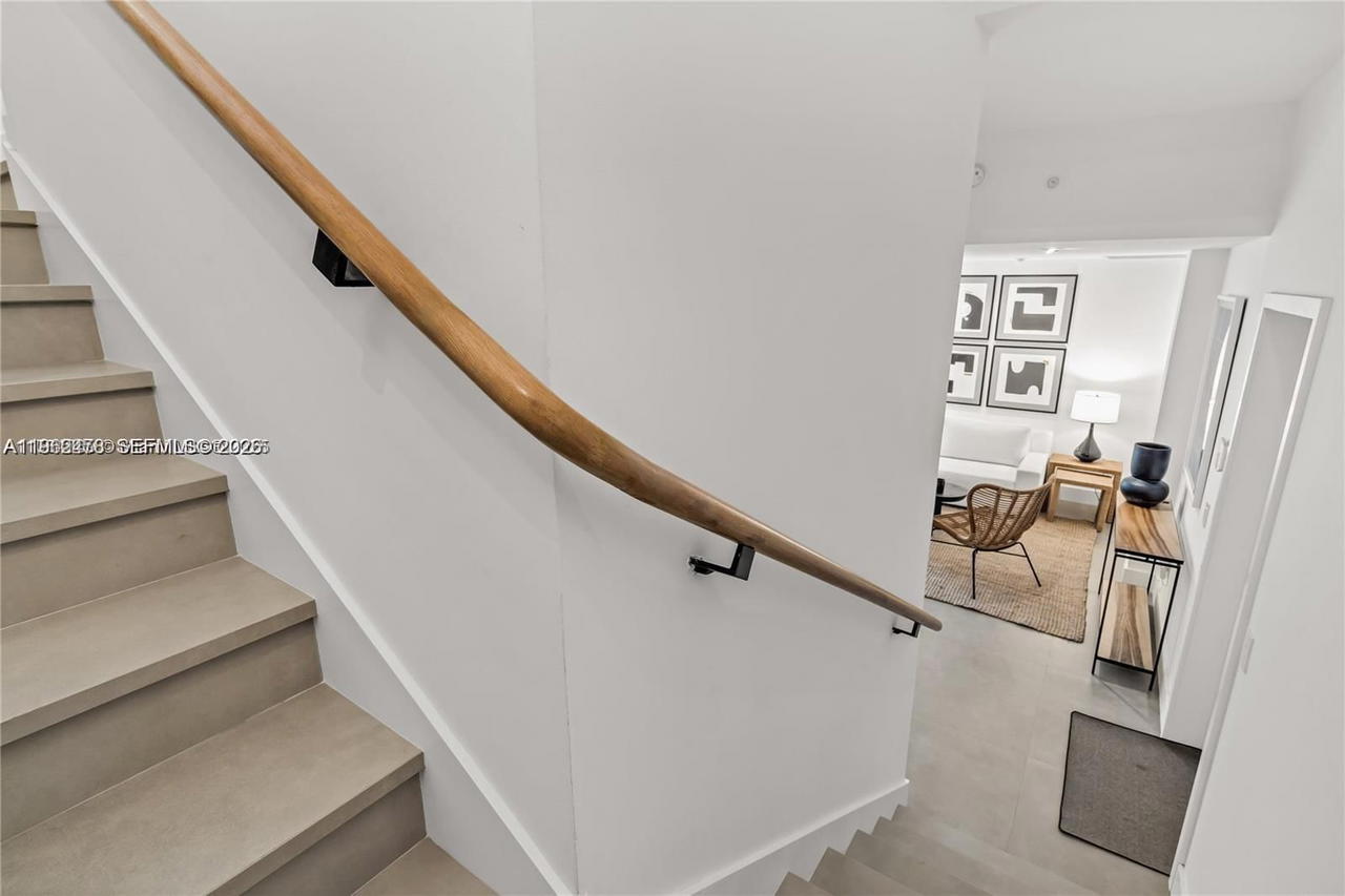 Real estate property located at 650 32nd St BH6, Miami-dade, Paraiso Bay Condo, Miami, FL