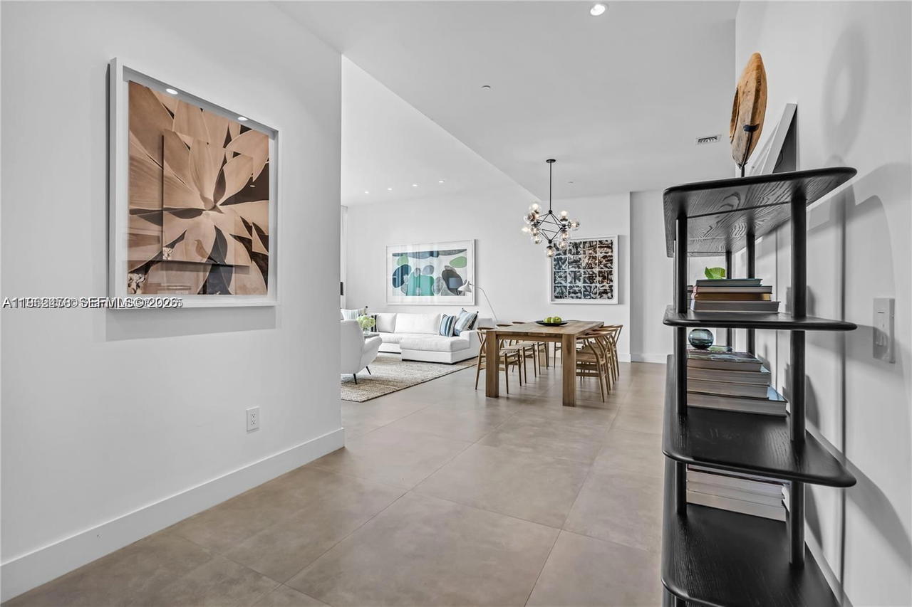 Real estate property located at 650 32nd St BH6, Miami-dade, Paraiso Bay Condo, Miami, FL