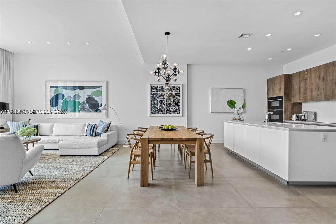 Real estate property located at 650 32nd St BH6, Miami-dade, Paraiso Bay Condo, Miami, FL
