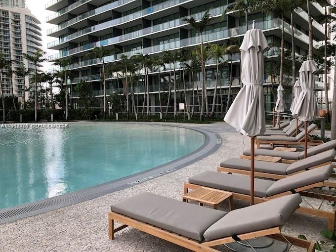 Real estate property located at 650 32nd St BH6, Miami-dade, Paraiso Bay Condo, Miami, FL
