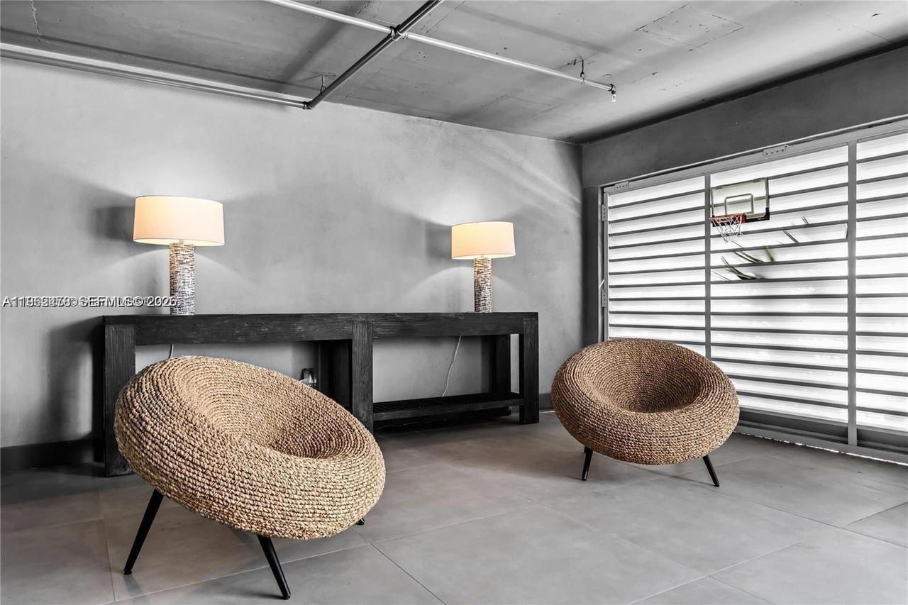 Real estate property located at 650 32nd St BH6, Miami-dade, Paraiso Bay Condo, Miami, FL
