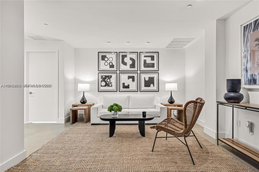 Real estate property located at 650 32nd St BH6, Miami-dade, Paraiso Bay Condo, Miami, FL