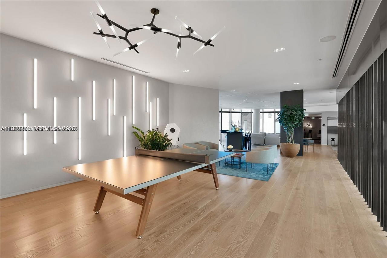 Real estate property located at 650 32nd St BH6, Miami-dade, Paraiso Bay Condo, Miami, FL