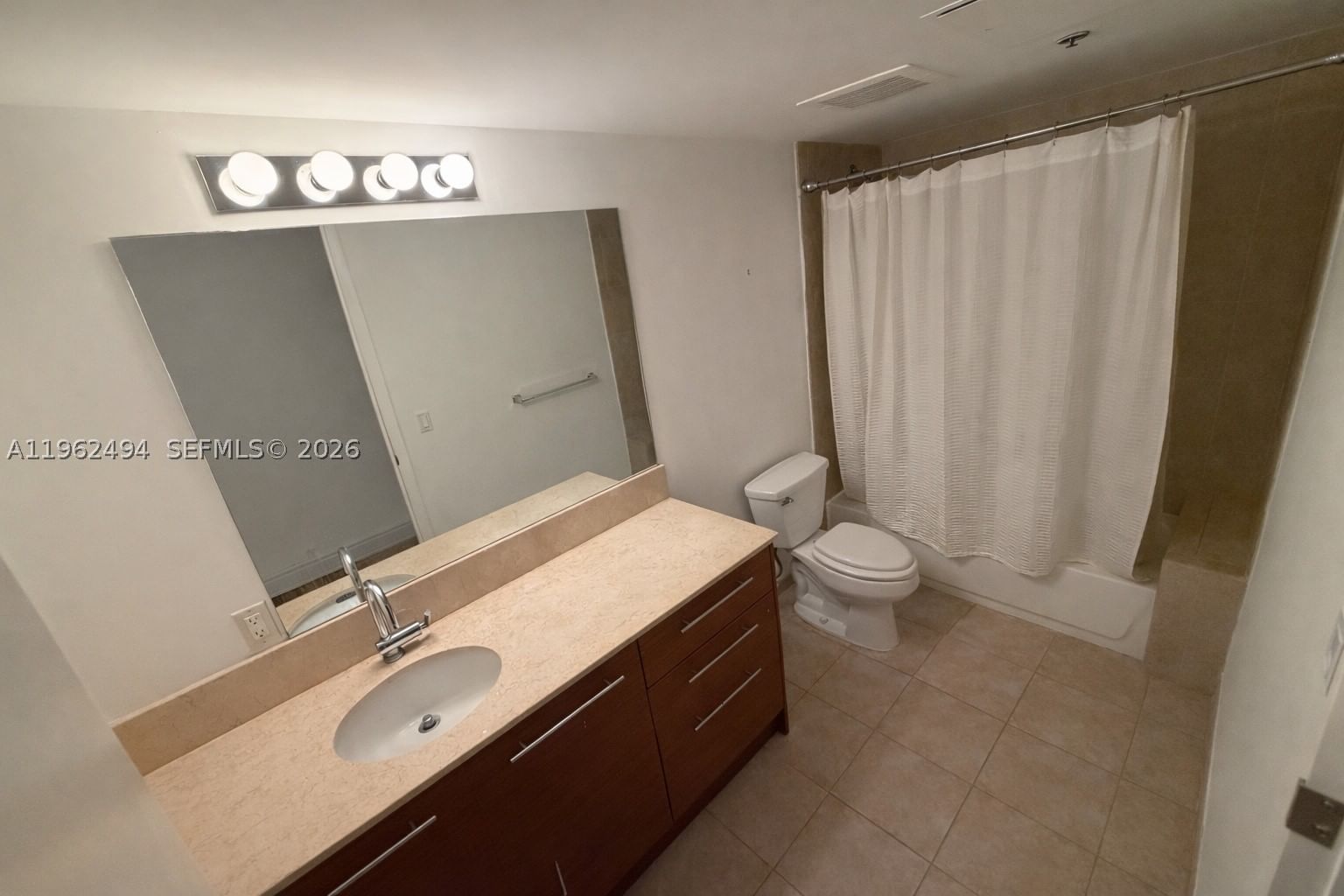 Real estate property located at 2641 Flamingo Rd TH5N, Broward, Tao Sawgrass Condominium, Sunrise, FL