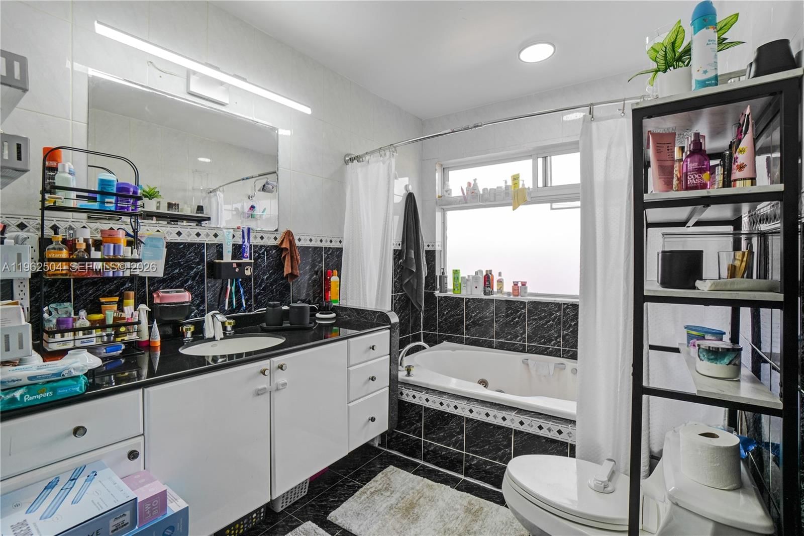 Real estate property located at 4630 97th Ave, Miami-dade, Tropical Estates, Miami, FL