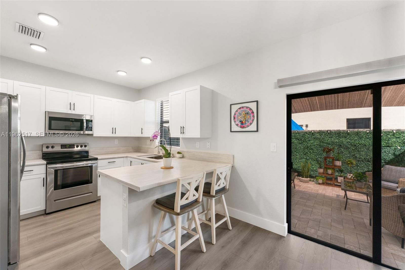 Real estate property located at 549 206th Ln, Miami-dade, Via Ventura Neighborhood, Miami, FL
