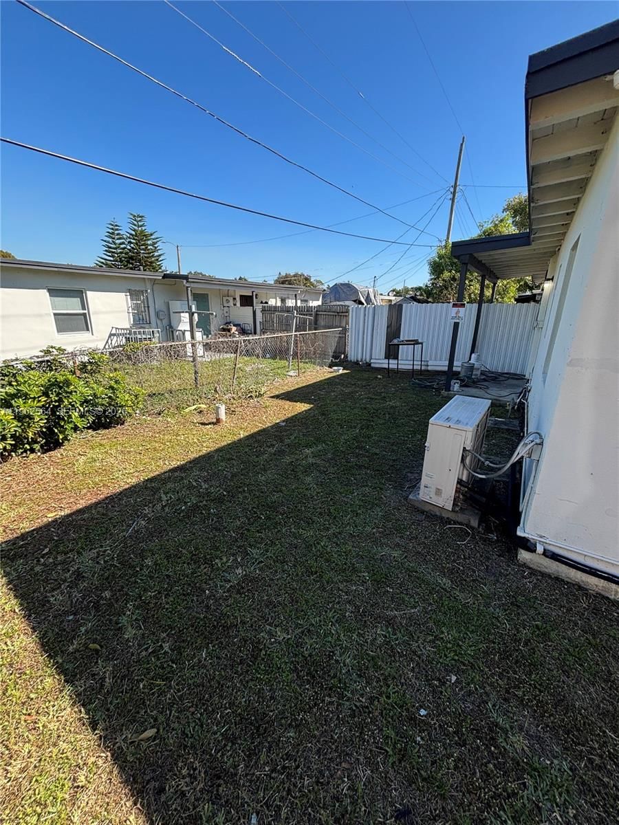 Real estate property located at 1821 74th St, Miami-dade, Bethune Homesites, Miami, FL