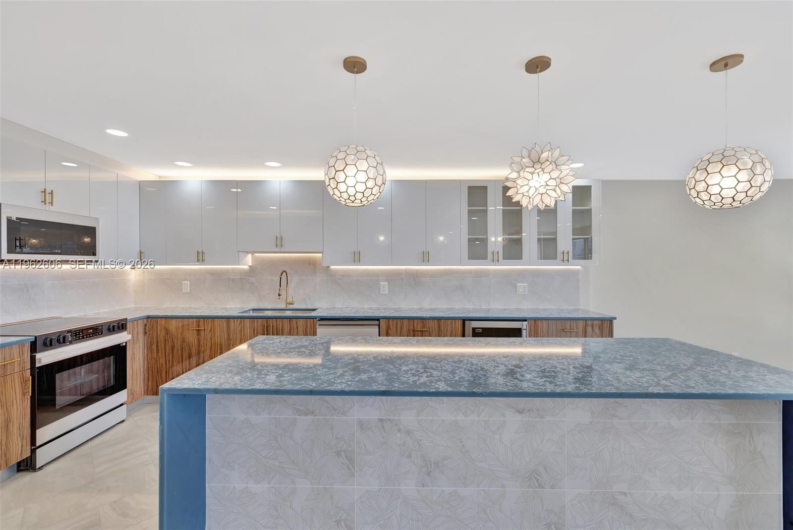 Real estate property located at 4100 Galt Ocean Dr #1001, Broward, Galleon Condo, Fort Lauderdale, FL