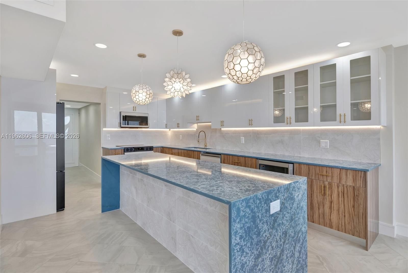 Real estate property located at 4100 Galt Ocean Dr #1001, Broward, Galleon Condo, Fort Lauderdale, FL