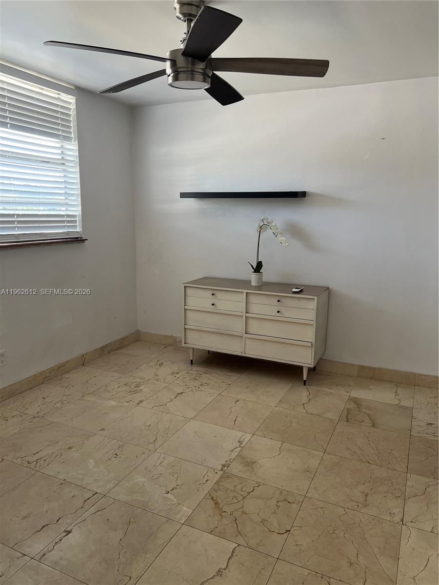 Real estate property located at 915 Jefferson Ave #4F, Miami-dade, 915 Bldg Inc Condo, Miami Beach, FL