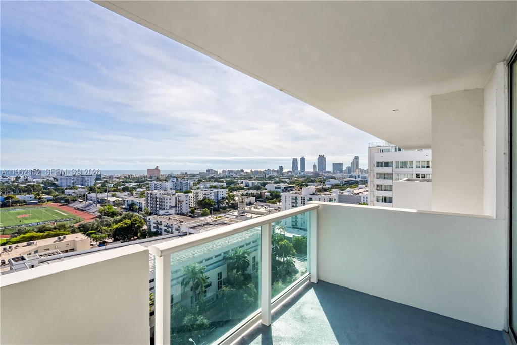Real estate property located at 1200 West Ave PH08, Miami-dade, Mirador 1200 Condo, Miami Beach, FL