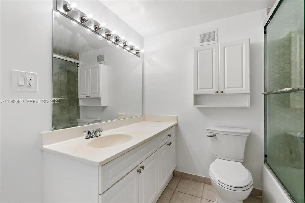 Real estate property located at 1200 West Ave PH08, Miami-dade, Mirador 1200 Condo, Miami Beach, FL