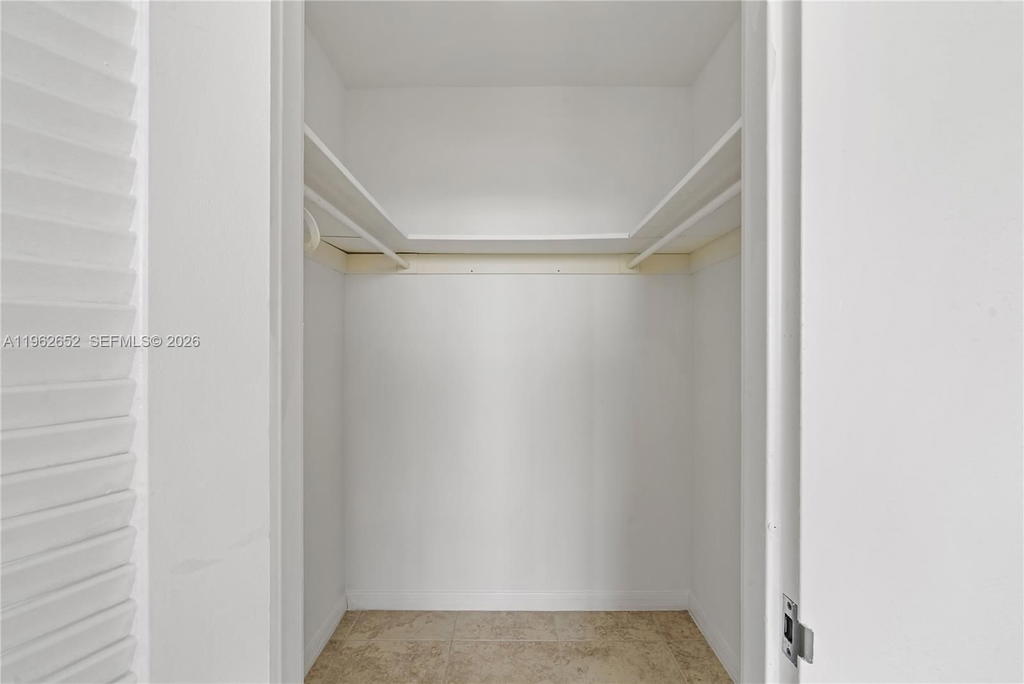 Real estate property located at 1200 West Ave PH08, Miami-dade, Mirador 1200 Condo, Miami Beach, FL