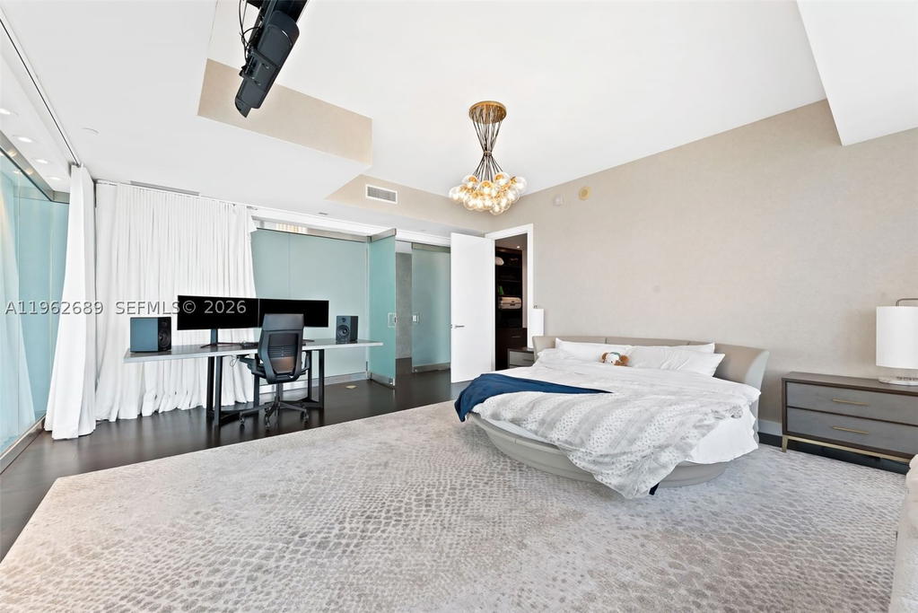 Real estate property located at 1100 Biscayne Blvd #5706, Miami-dade, Marquis Condo, Miami, FL