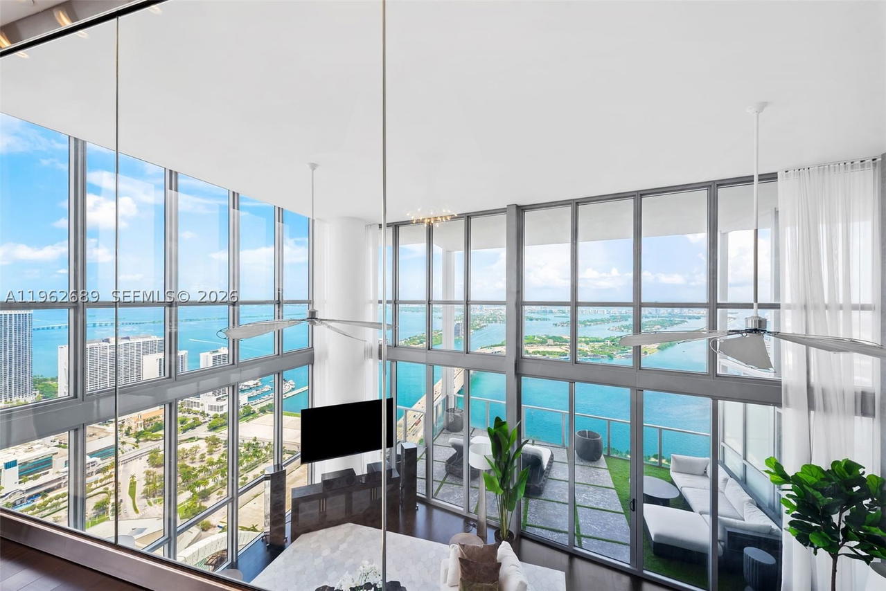 Real estate property located at 1100 Biscayne Blvd #5706, Miami-dade, Marquis Condo, Miami, FL