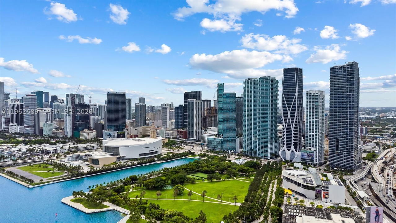 Real estate property located at 1100 Biscayne Blvd #5706, Miami-dade, Marquis Condo, Miami, FL