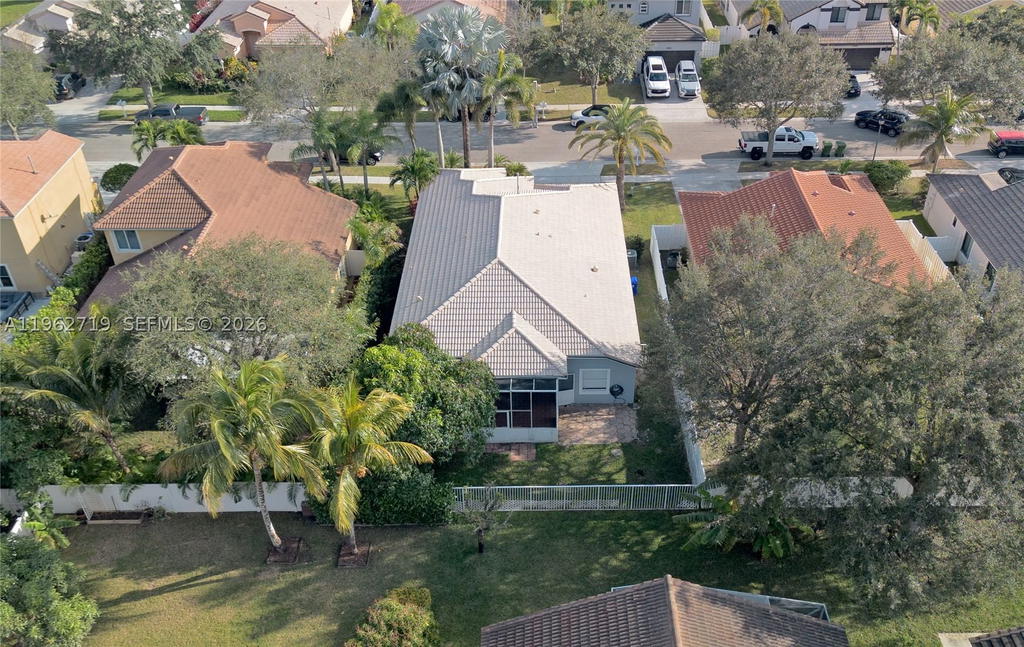 Real estate property located at 14325 14th Ct, Broward, Pembroke Falls Phase 6, Pembroke Pines, FL
