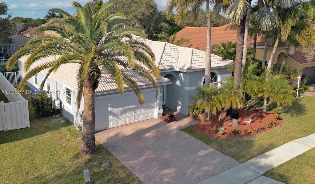Real estate property located at 14325 14th Ct, Broward, Pembroke Falls Phase 6, Pembroke Pines, FL