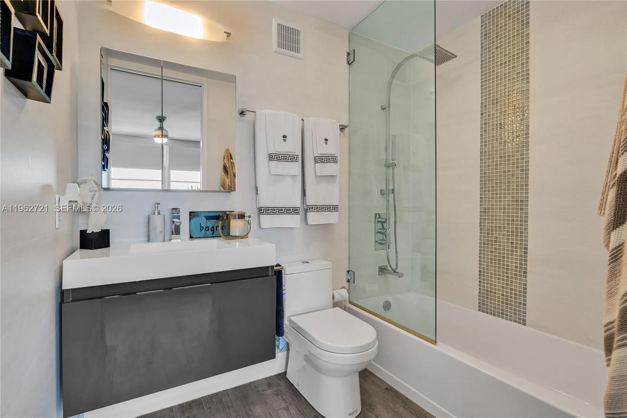 Real estate property located at 680 64th St APH3, Miami-dade, Nirvana Condo No One Cond, Miami, FL