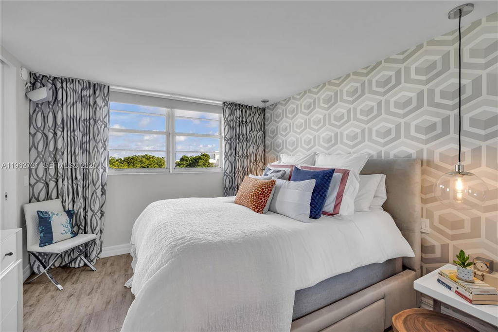 Real estate property located at 680 64th St APH3, Miami-dade, Nirvana Condo No One Cond, Miami, FL