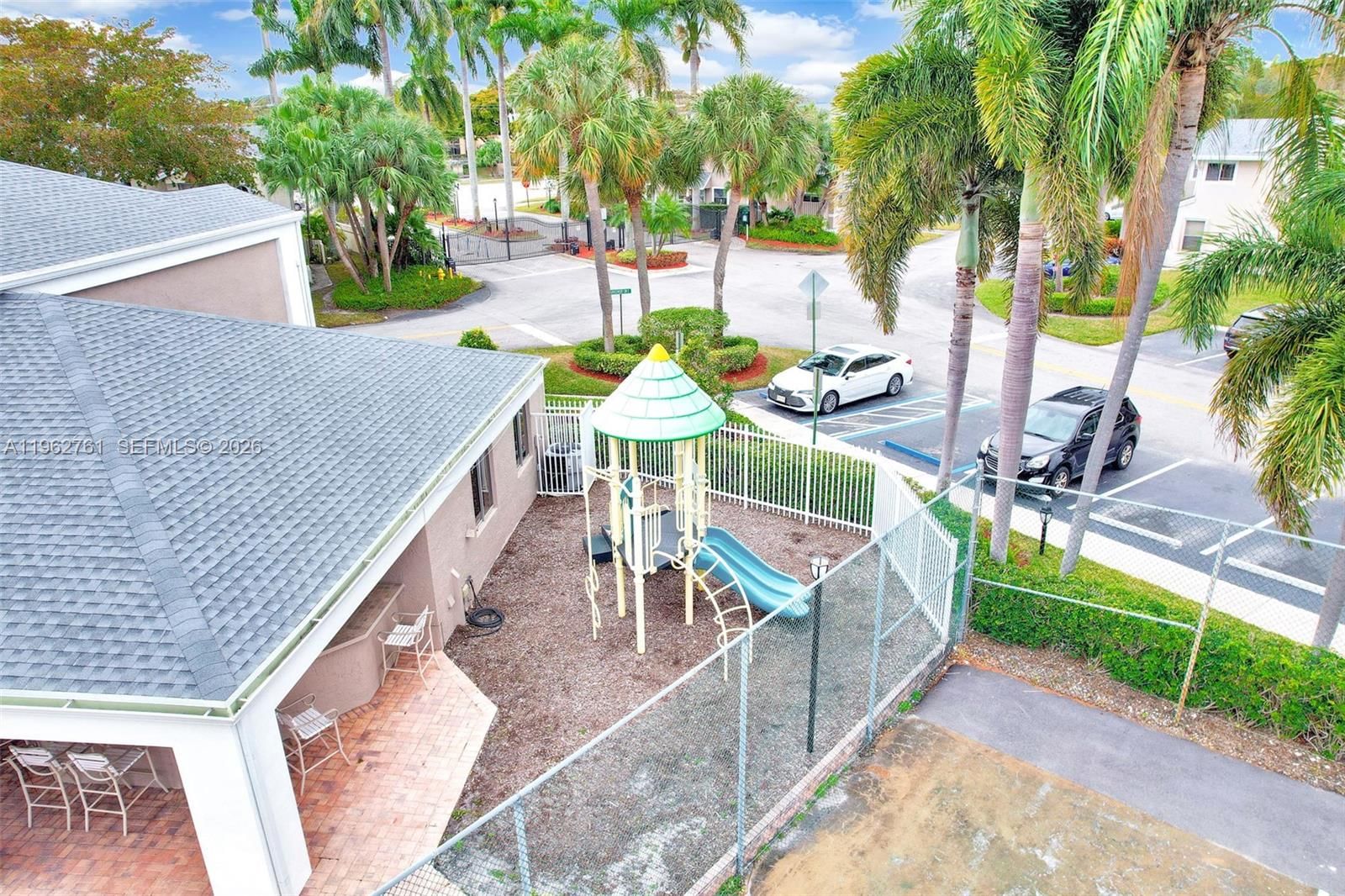 Real estate property located at 2149 Discovery Cir W, Broward, Coral Point North, Deerfield Beach, FL